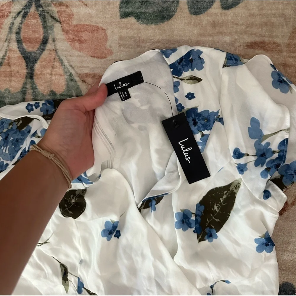 Lulus like item