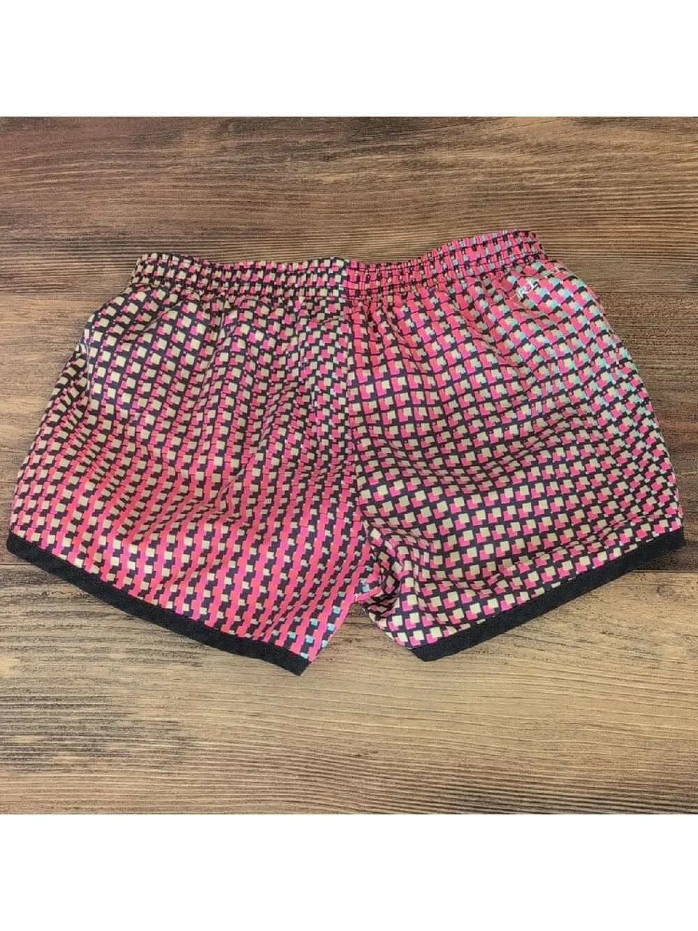 Nike vibrant checkered