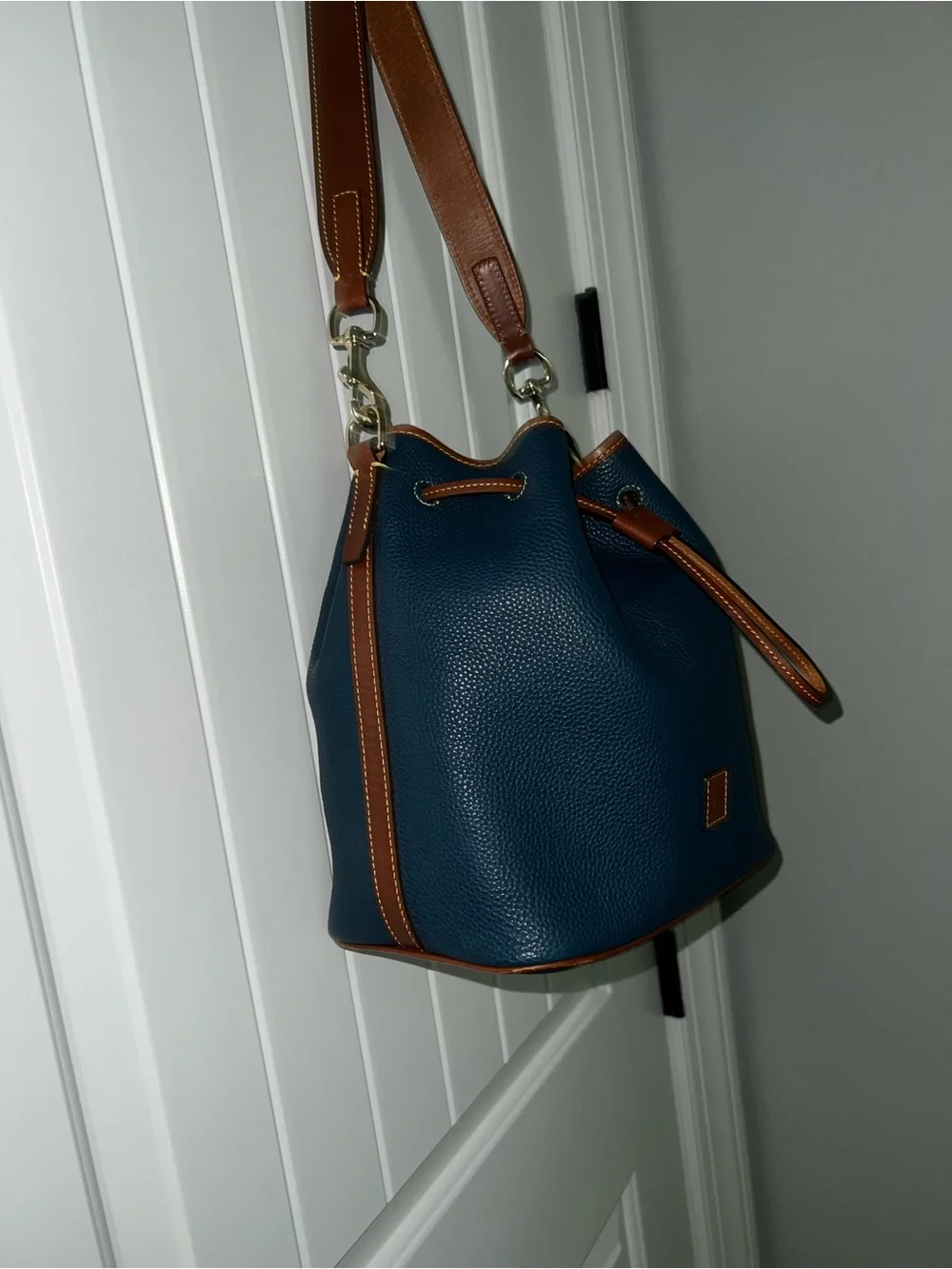Dooney & Bourke gently used