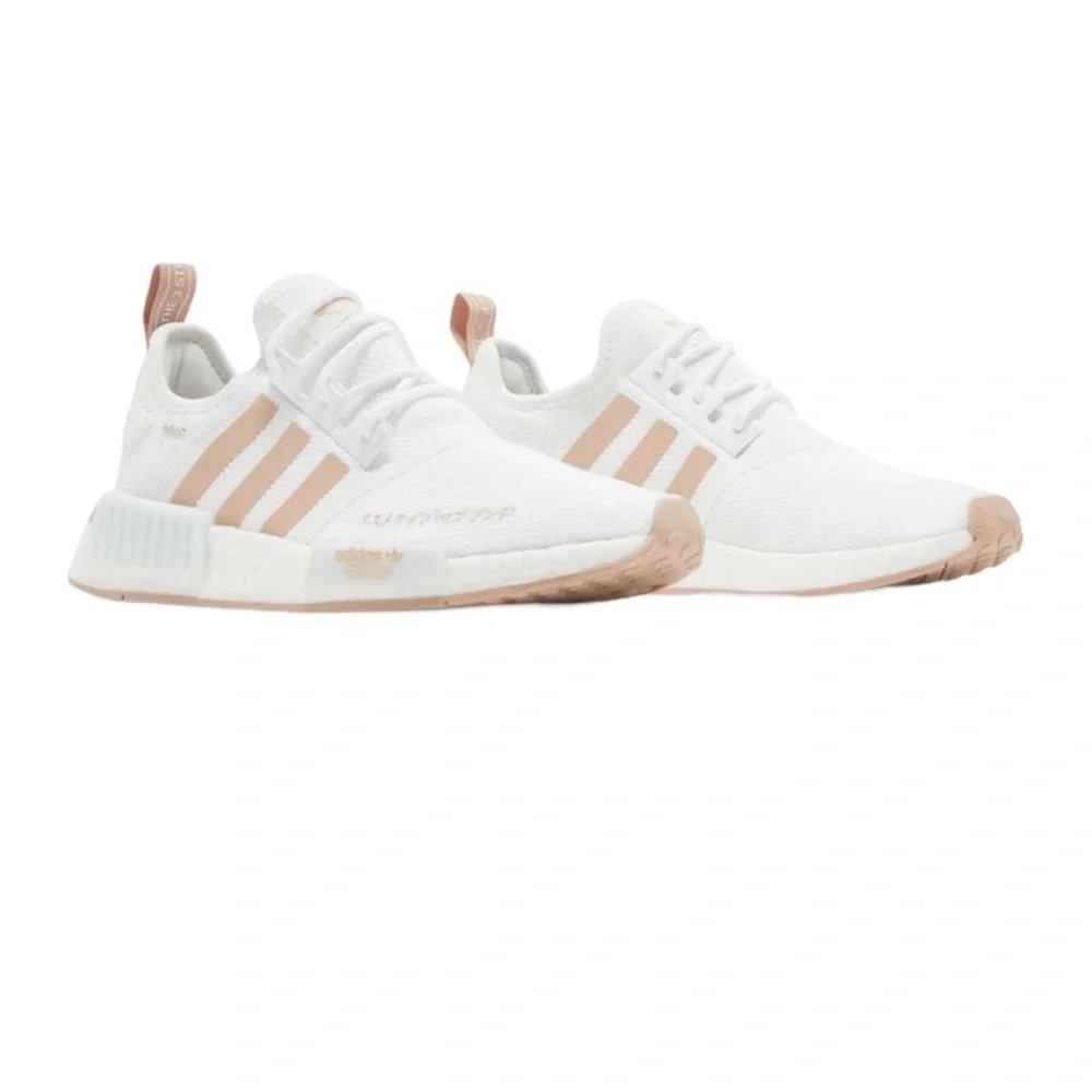 adidas lightweight knit