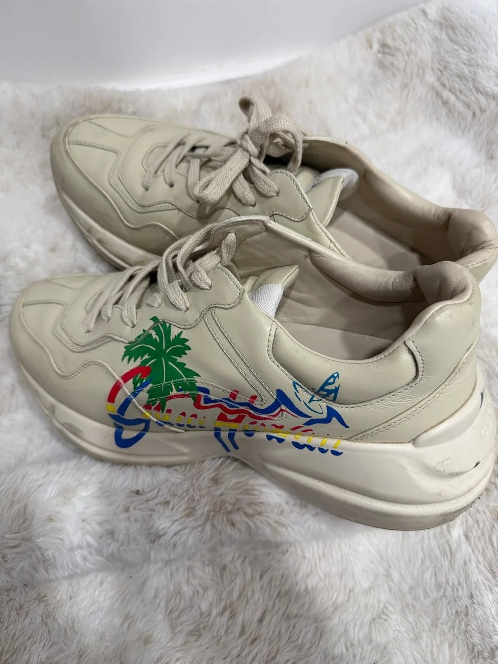 Gucci cream leather