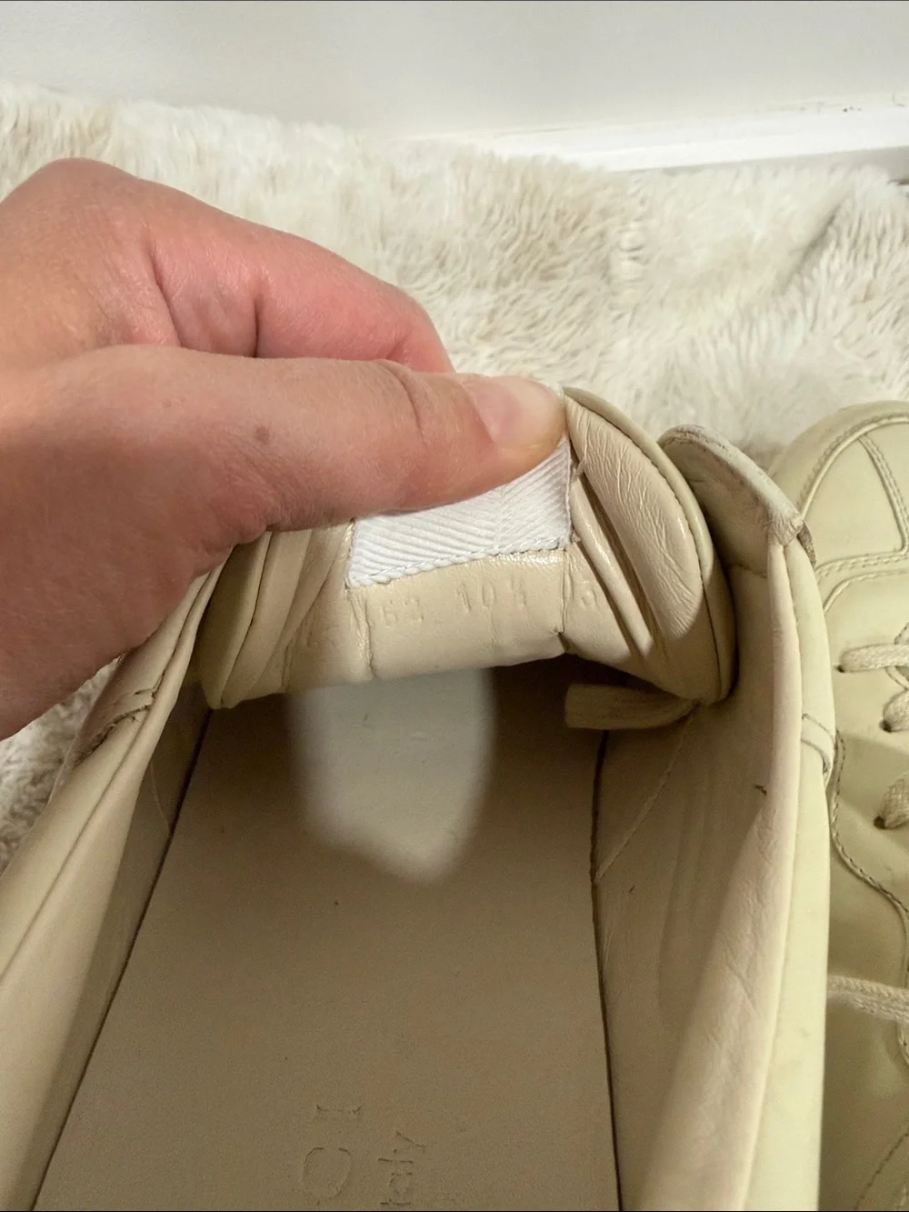 Gucci cream leather