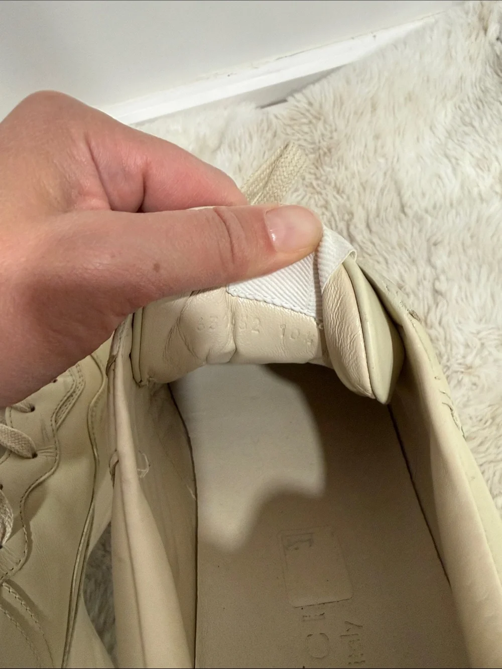 Gucci cream leather