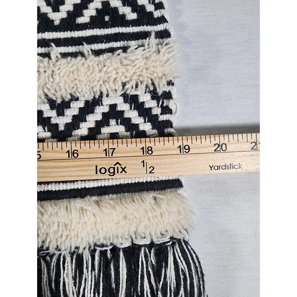 N/A woven wall