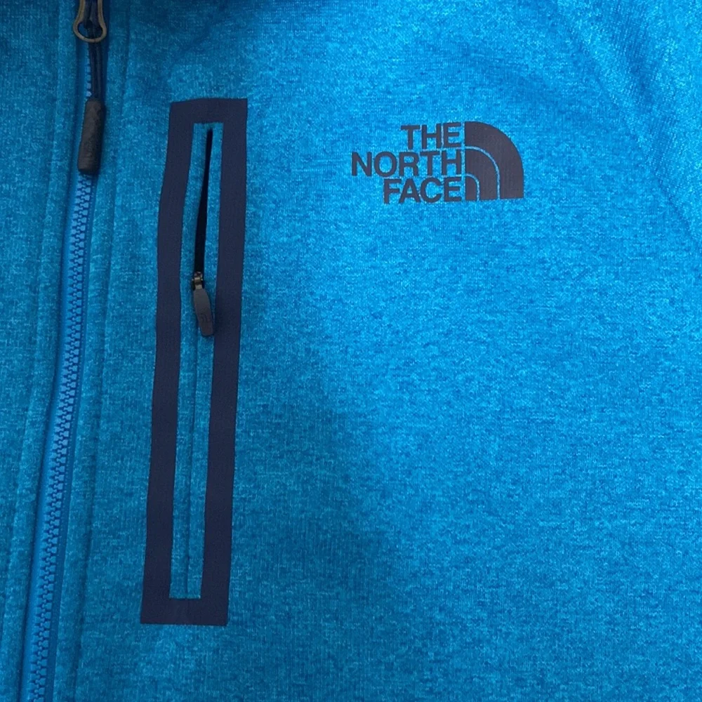 The North Face reposhing this