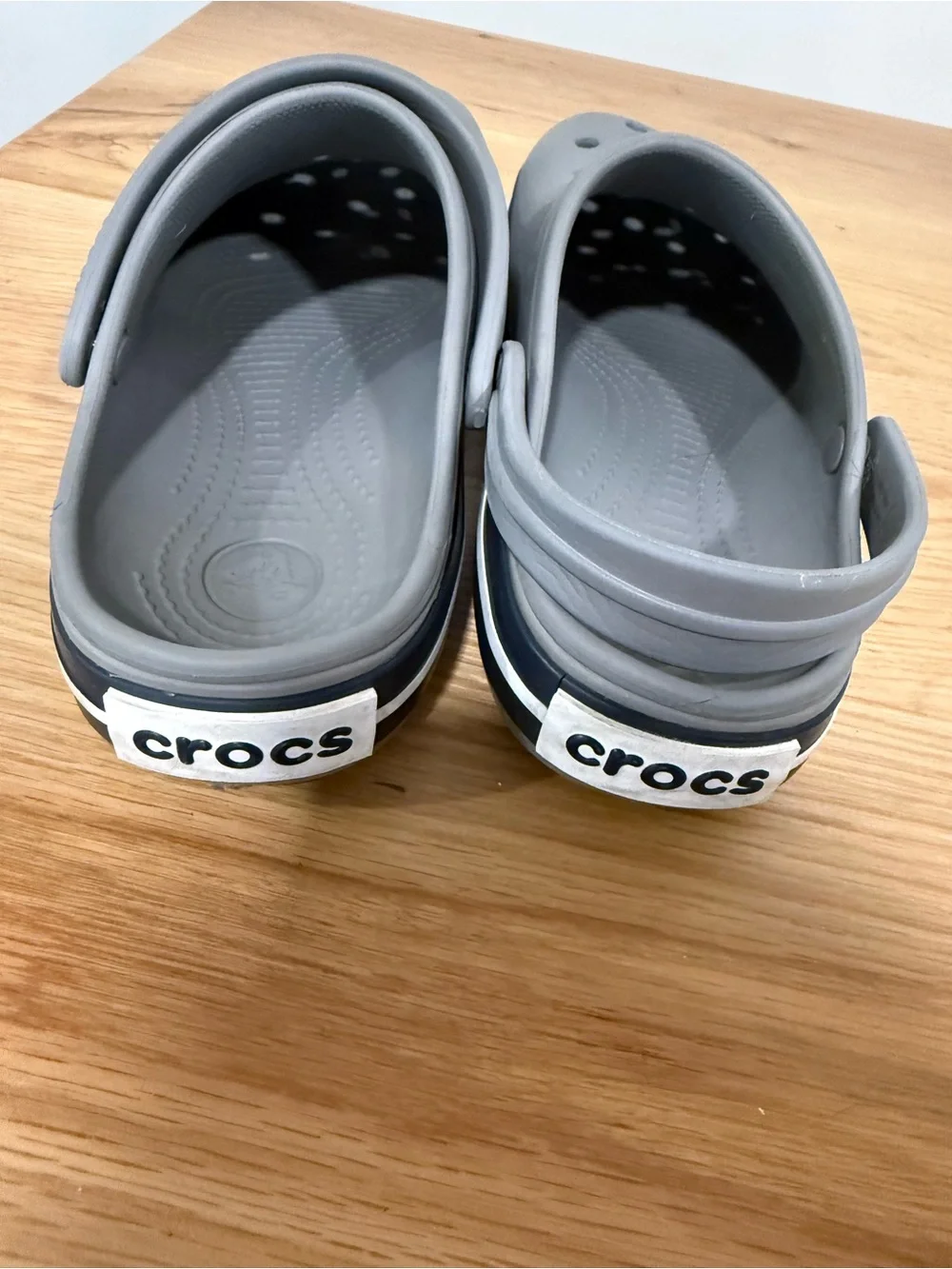 CROCS comfortable gray