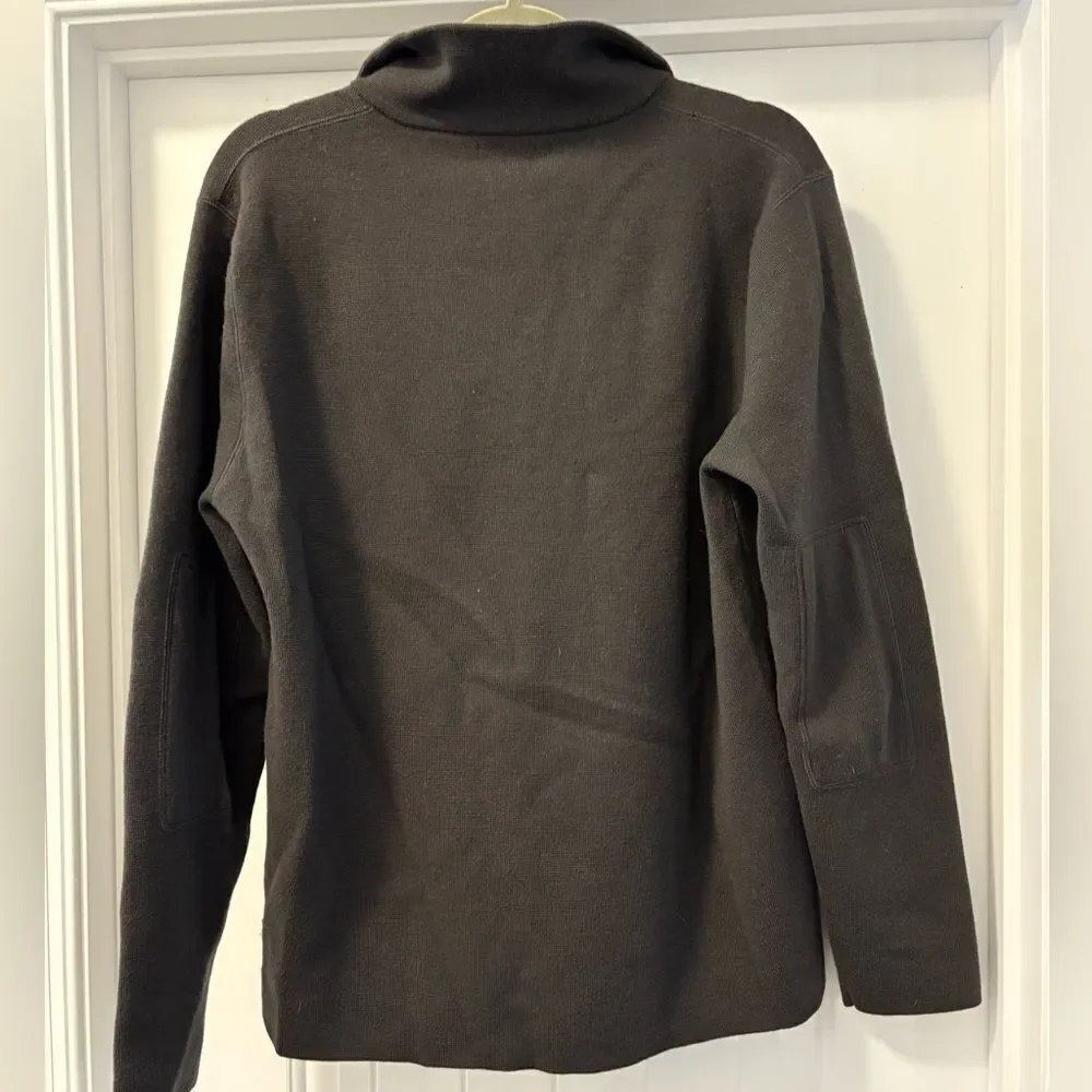 Banana Republic classic dark