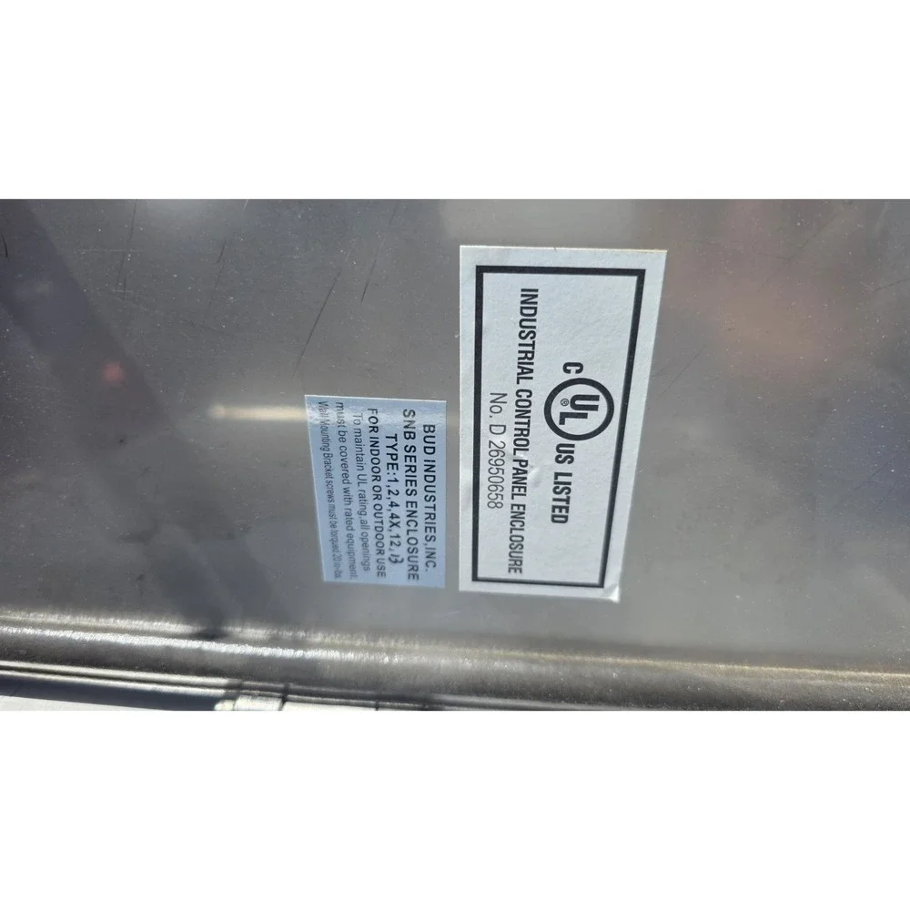 The Unbranded Brand electronics box