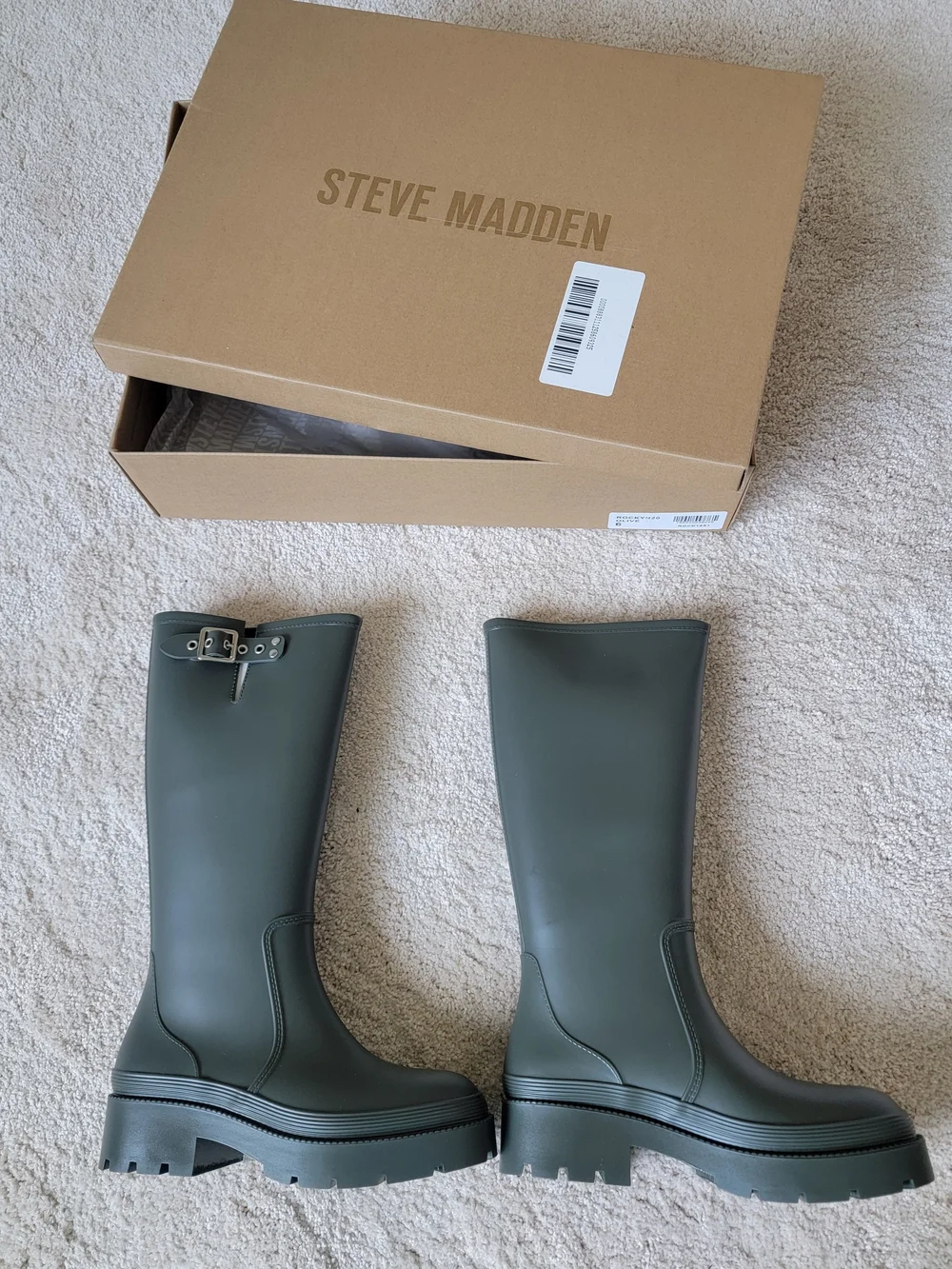 Steve Madden brand new