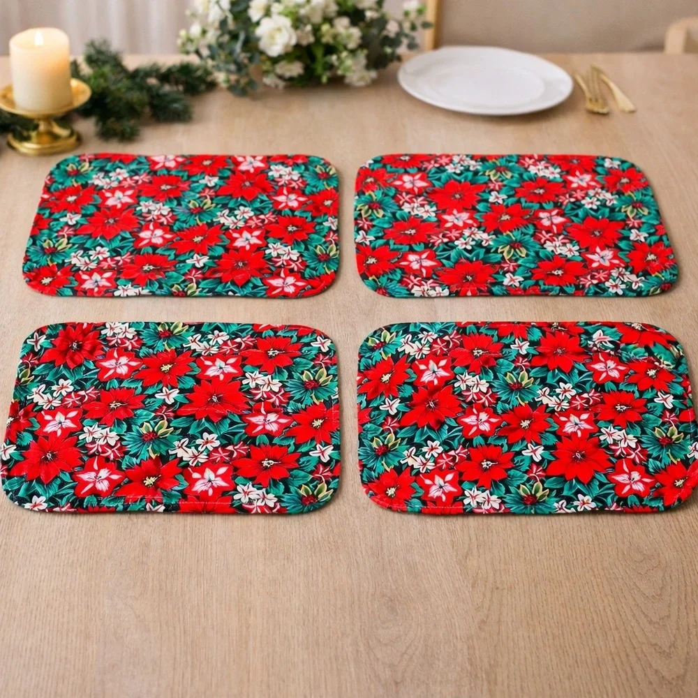 Poinsettia‎ Christmas Placemats Vintage Set of 4 Holiday Table Linens Floral 90s