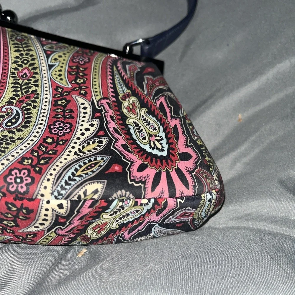 Talbots purse kiss