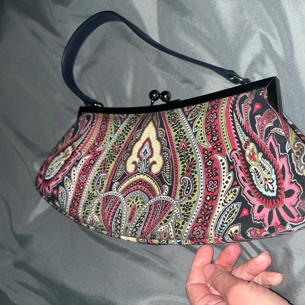 Talbots purse kiss