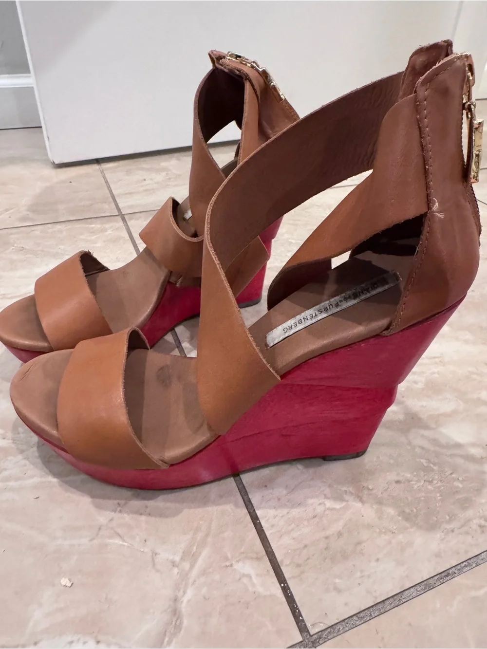 Diane Von Furstenberg stylish tan