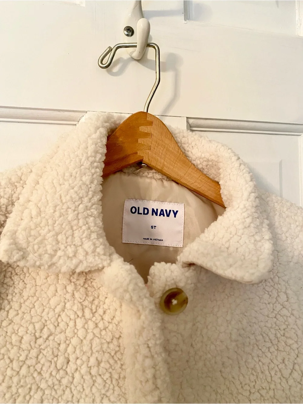 Old Navy Cream Sherpa Button-Up Kids Jacket