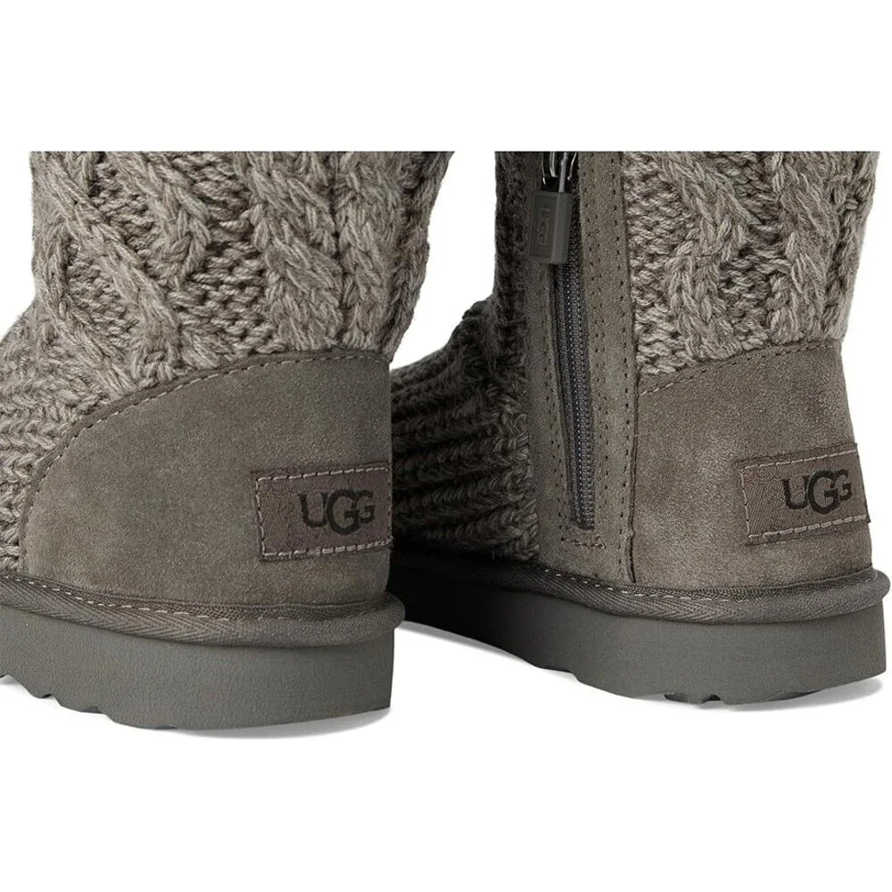 UGG 1143702t 11 jobb1770