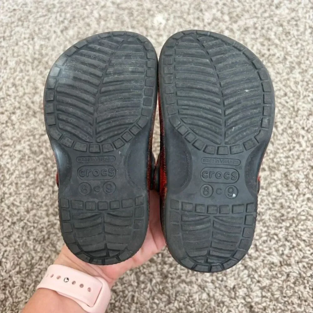 Size 8 / Toddler Girl Lined Crocs