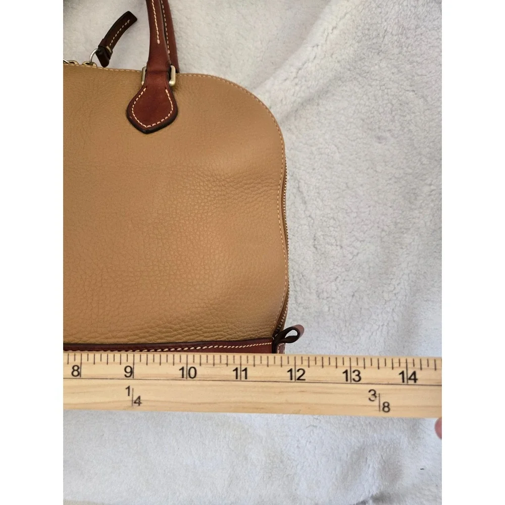 Dooney & Bourke great preowned