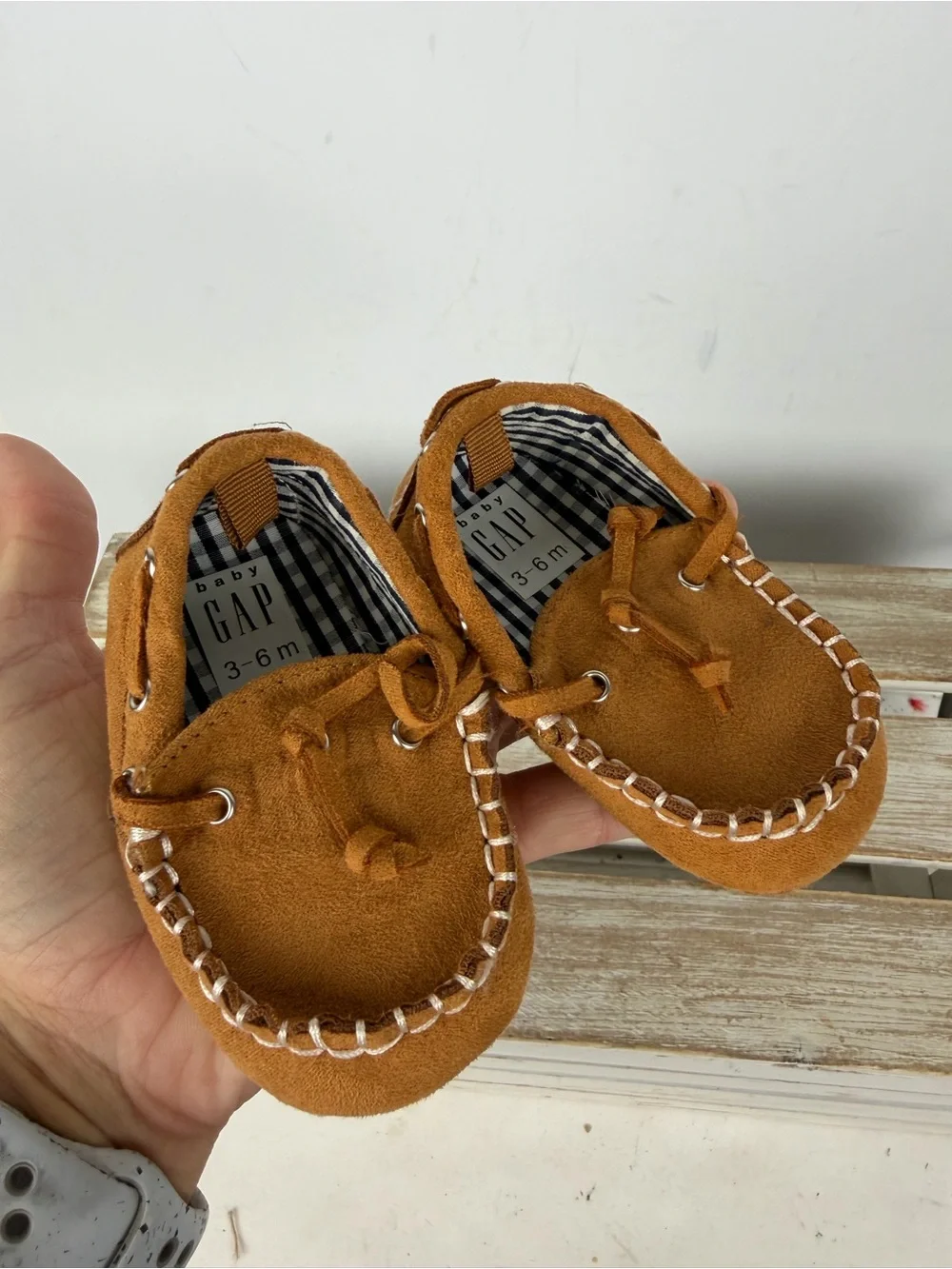 GAP baby brown