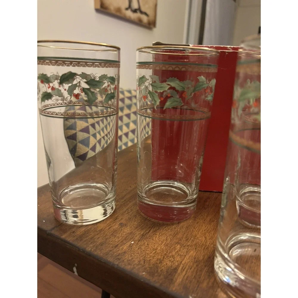 Home For The Holidays glasses appear