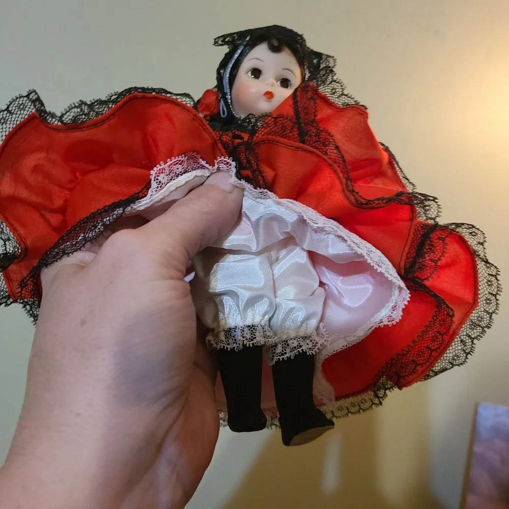 Madame Alexander collectible madame