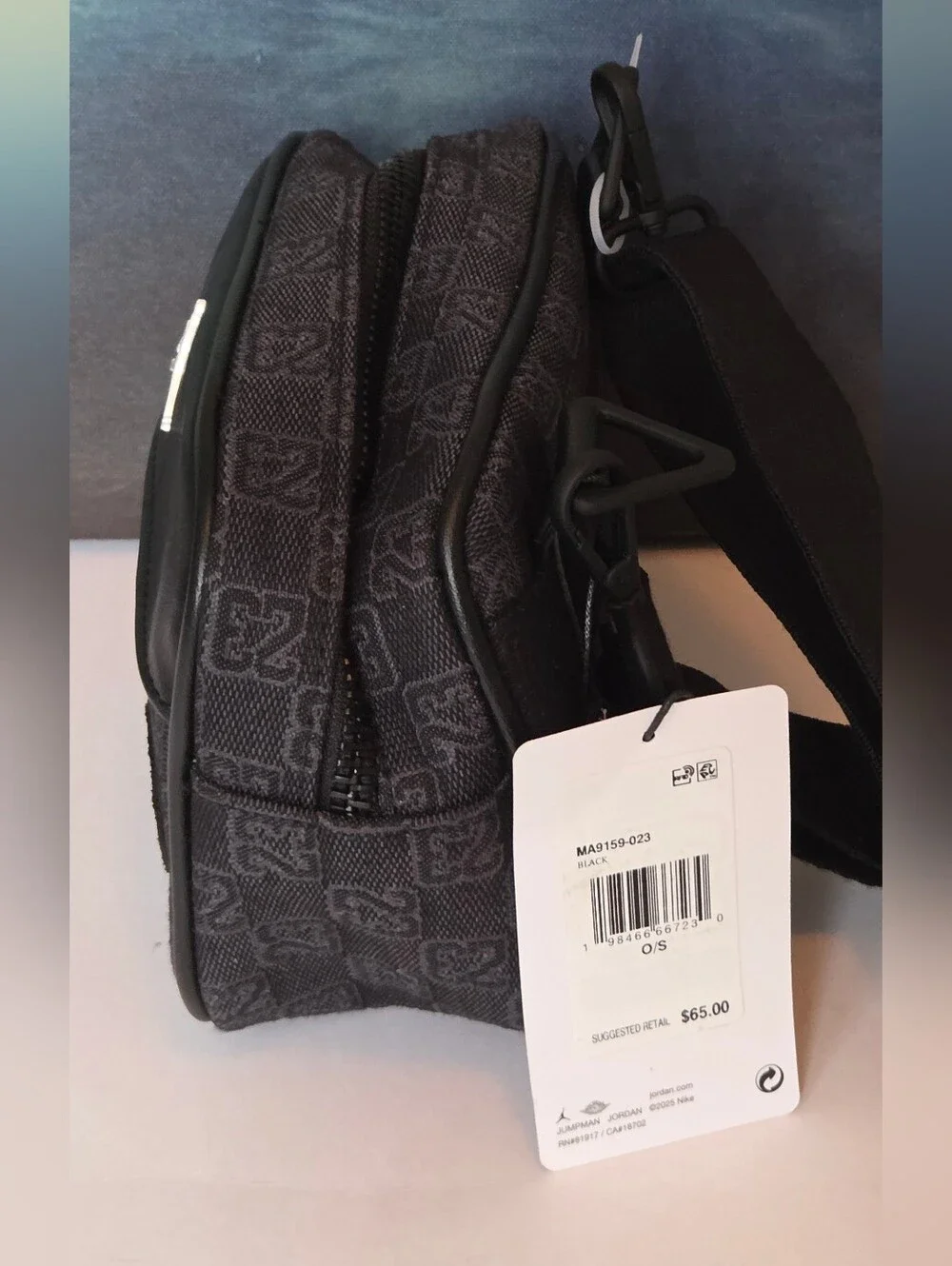 Jordan compact crossbody