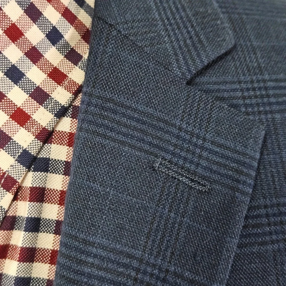 Van‎ Heusen Men's Sport Coat Blazer Two Button Navy Polyester Blend Slim 38R