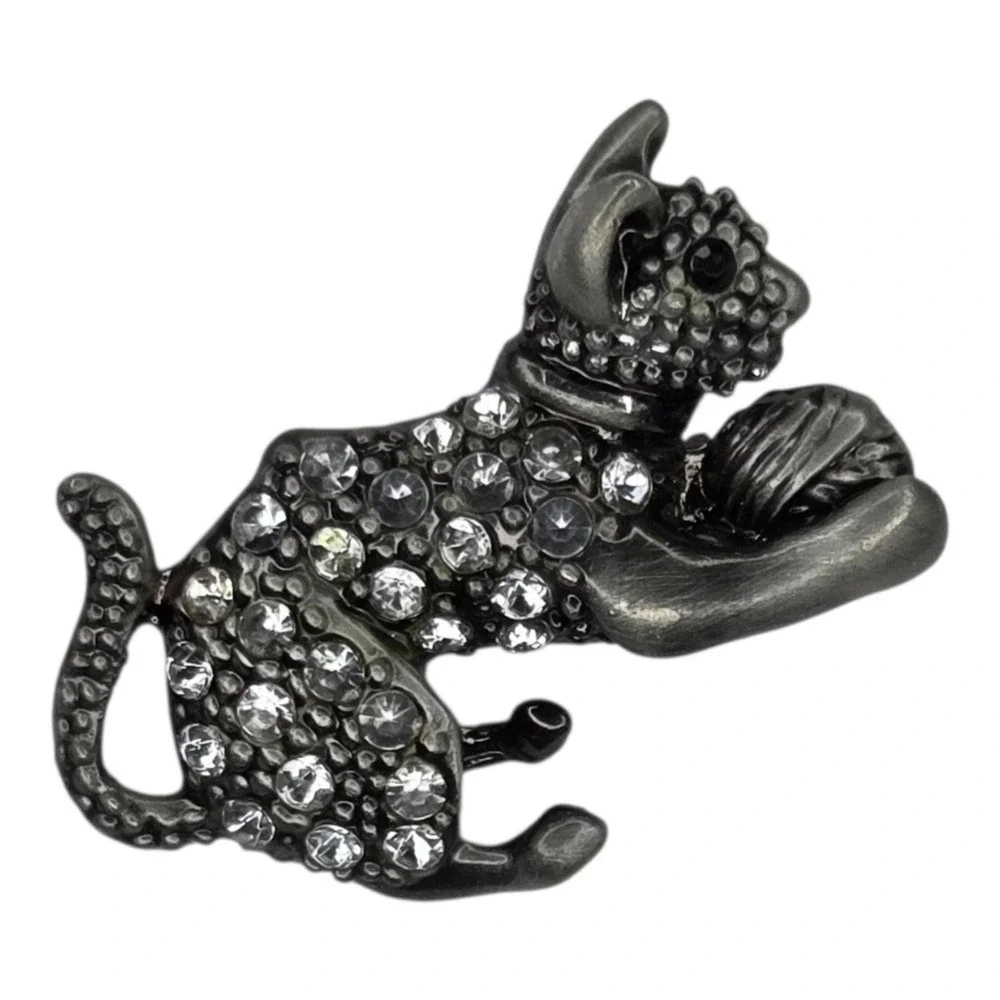 Vintage Cat Brooch Silver Tone Metal Rhinestone Playing with Yarn Pin