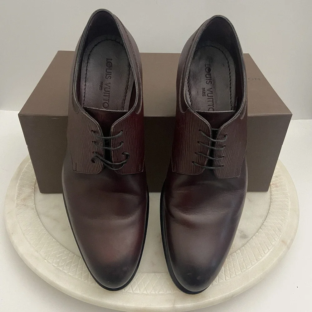 Louis Vuitton excellent pre