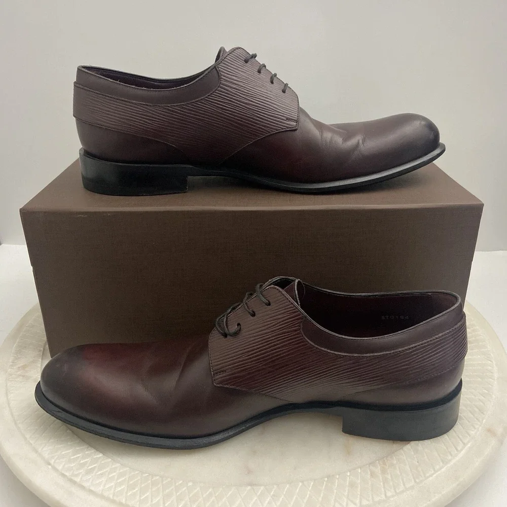 Louis Vuitton excellent pre