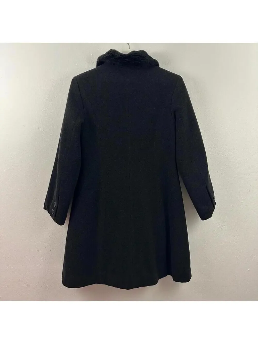 Rothschild girls wool