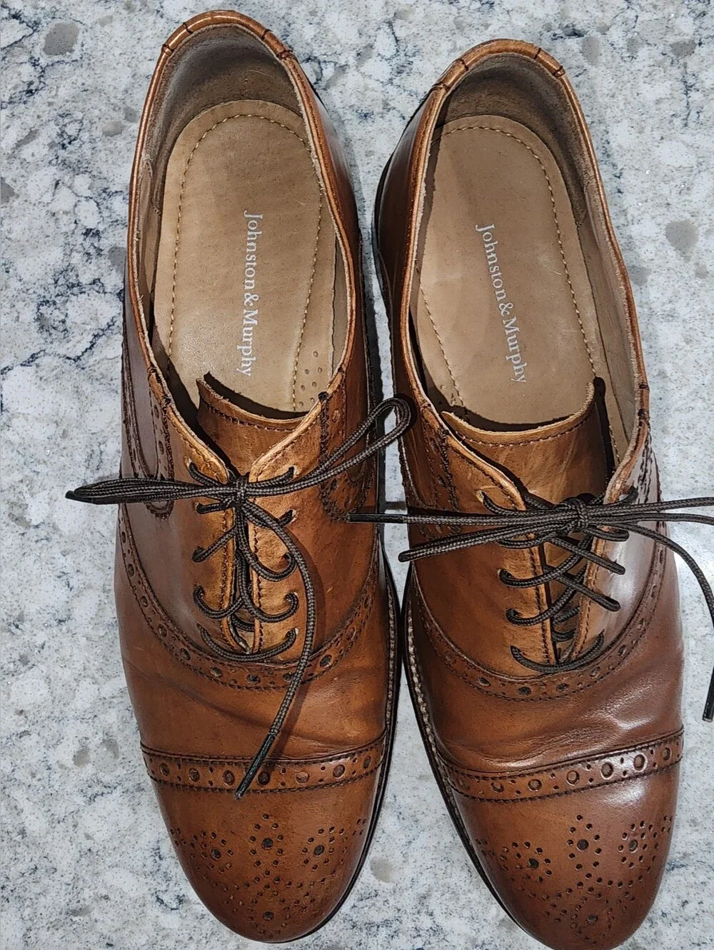 Johnston & Murphy classic wingtip