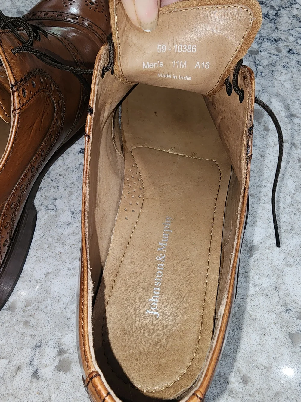 Johnston & Murphy classic wingtip