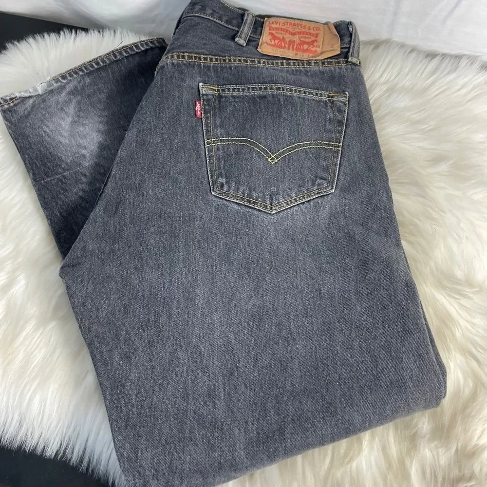 Levis these measure