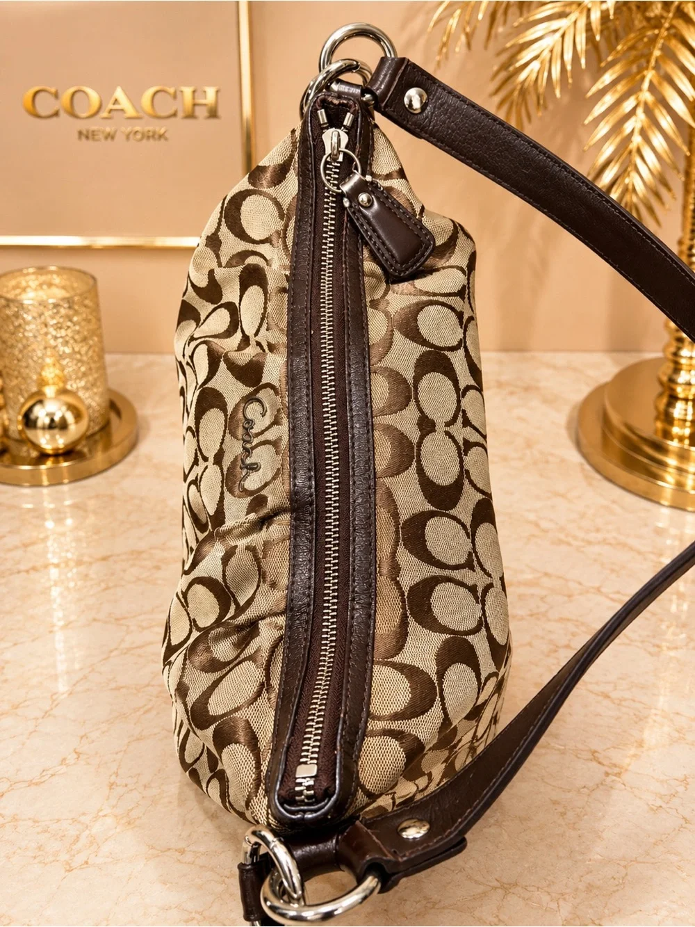Coach beautiful classic
