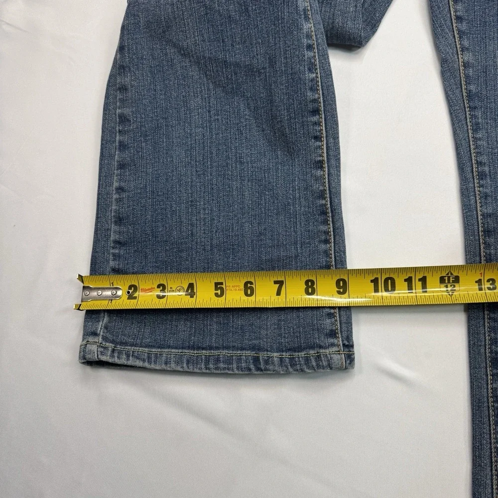 Levis these levi