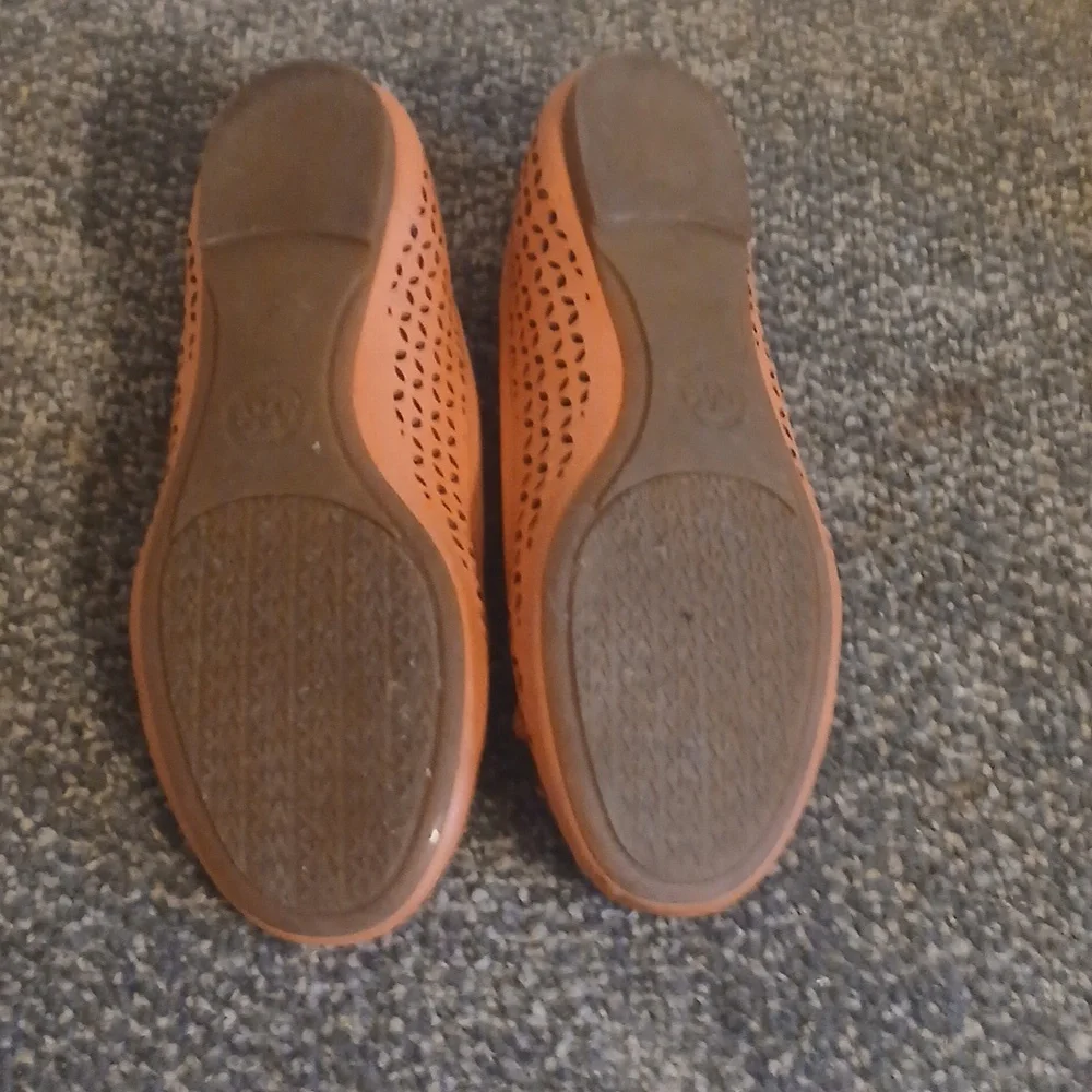 Michael Kors Women's Coral Cutout Flats Size 3