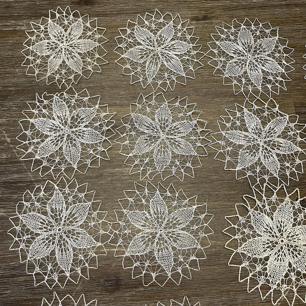 Antique Lot of 18 Handmade Round Doilies Table Top Doily Crochet Lace Cottage