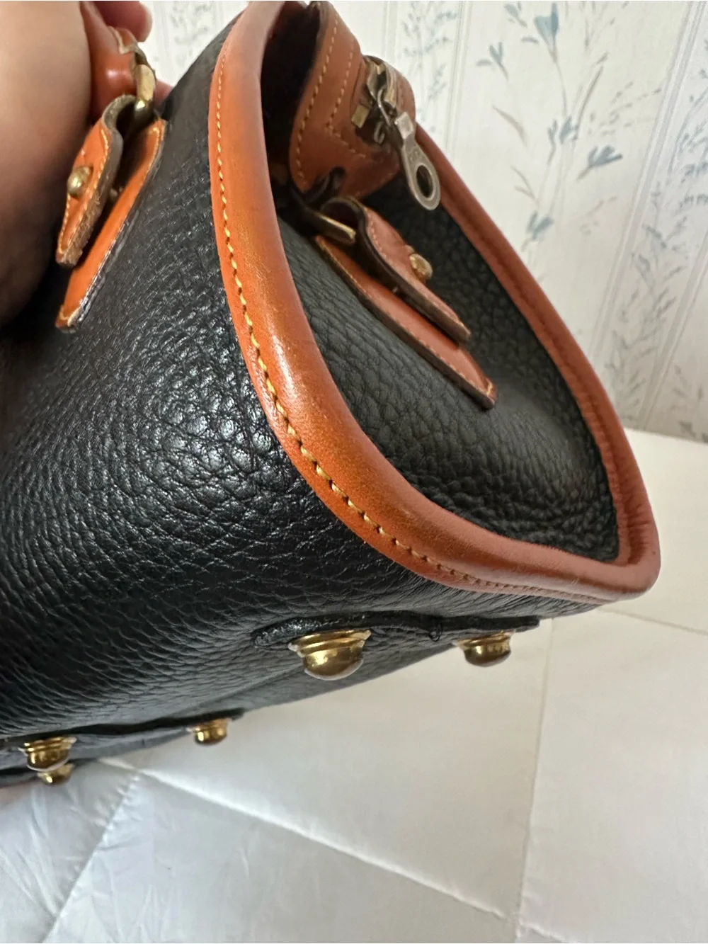 Dooney & Bourke vintage dooney