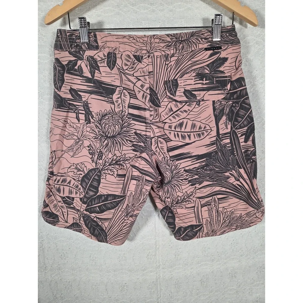 VISSLA mens pink