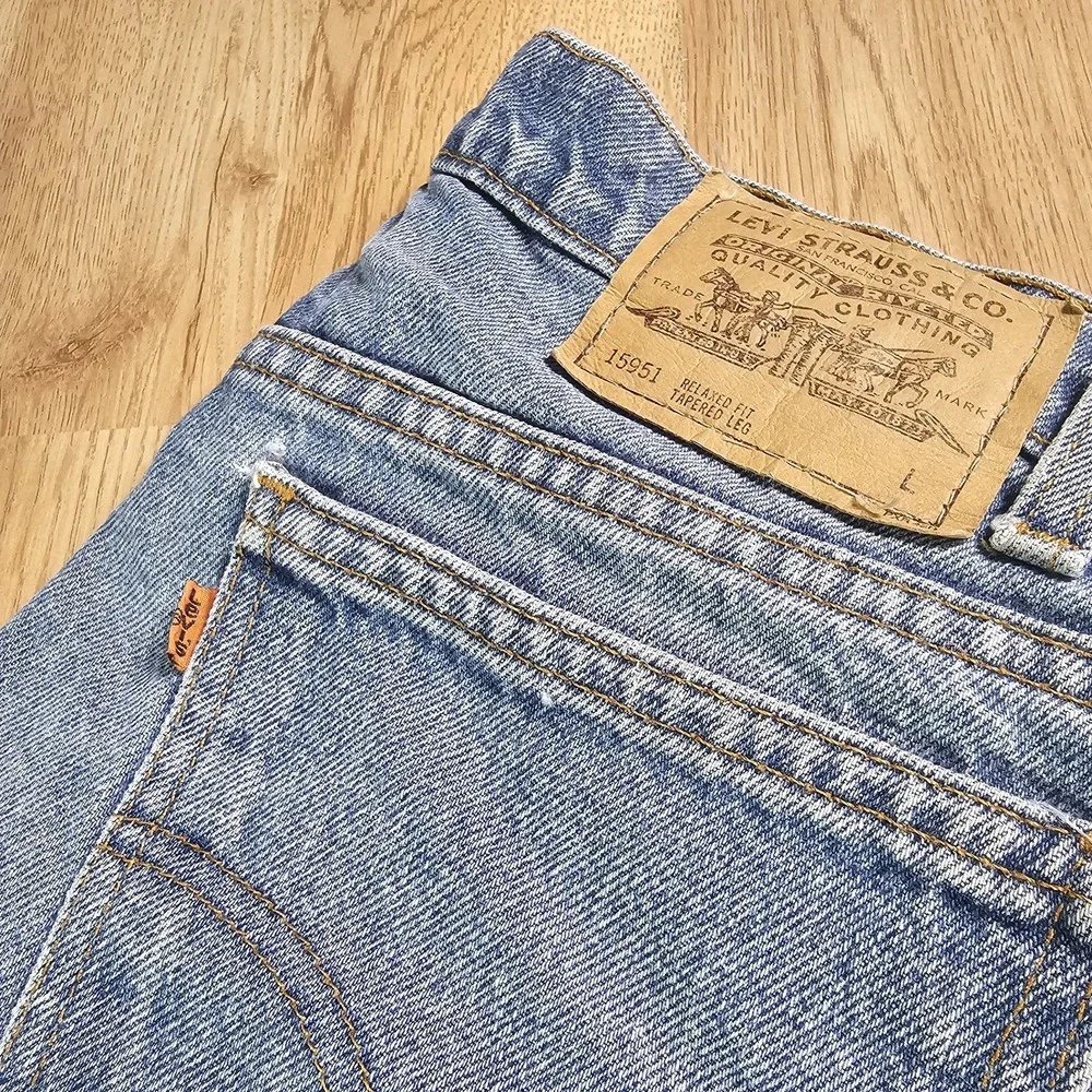 Levis check pictures