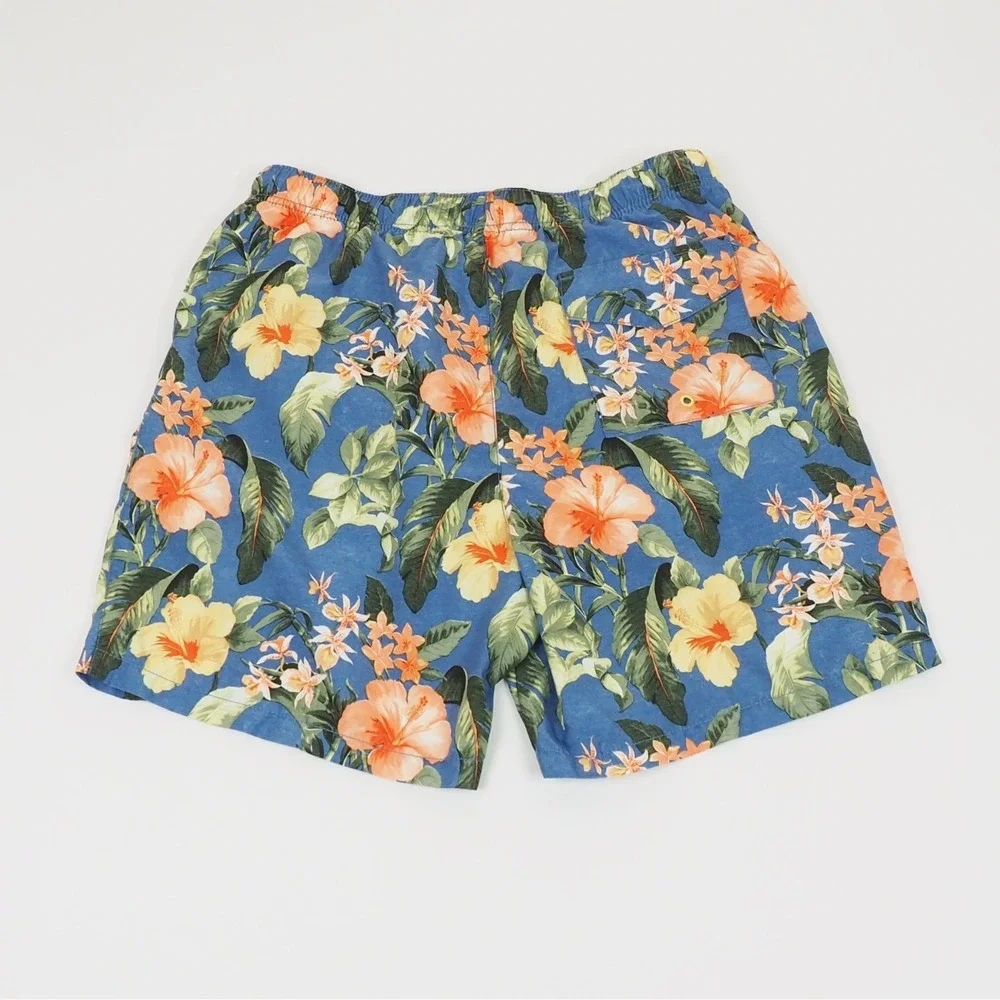 Tommy Bahama item tommy