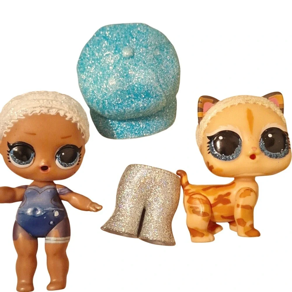 LOL Surprise Doll and Pets Lot with Accessories Glitter Outfits Bottles‎