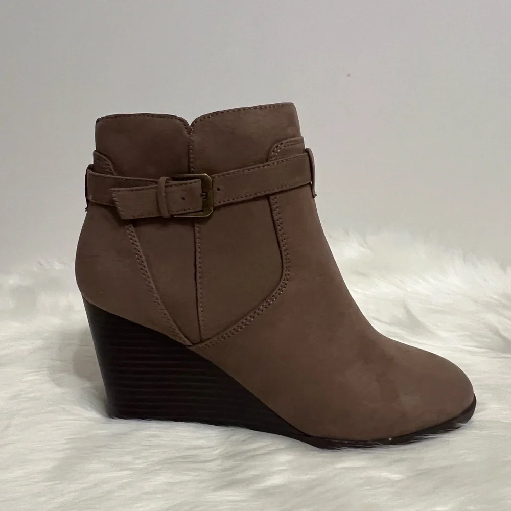 Market & Spruce product details