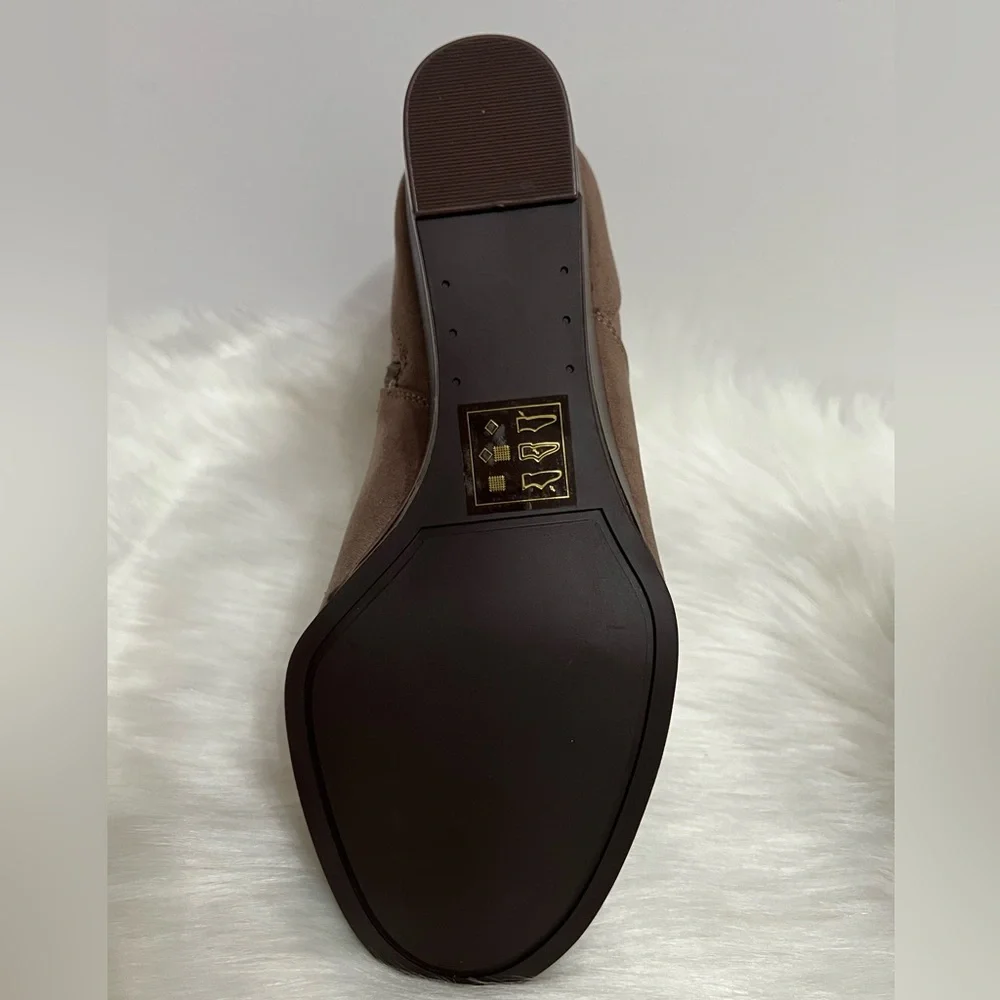 Market & Spruce product details