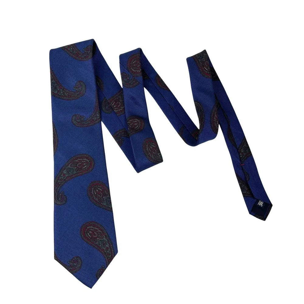 Vintage Burberrys London 100% silk paisley print tie blue maroon red designer‎