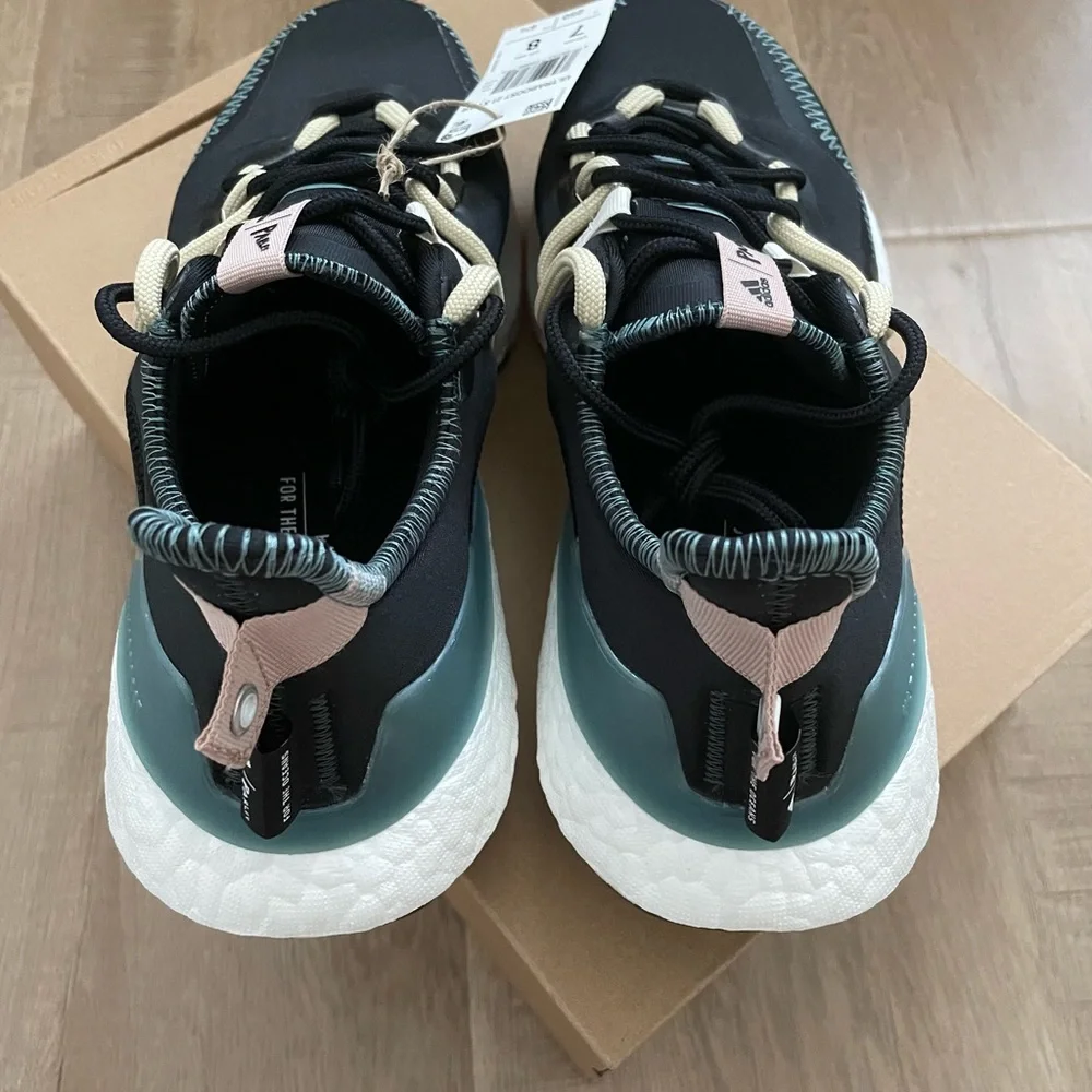 Adidas Ultraboost 21 x Parley Shoes GX1244 Unisex M 7 / W 8 NWT‎
