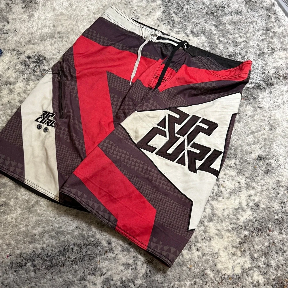 Rip Curl Mens Board Shorts Red Black White Geometric Logo Swim Trunks Size 36‎