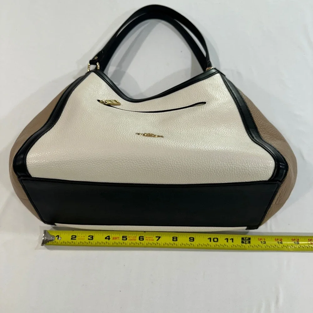 Coach Hadley Hobo Bag Colorblock Leather Shoulder Bag White Tan Black C6828