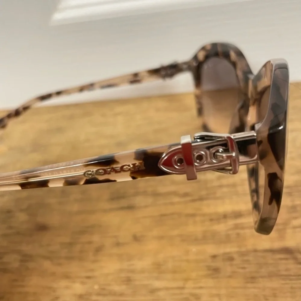 NEW COACH 54033B peach tortoise buckle sunglasses