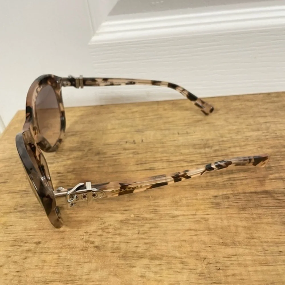 NEW COACH 54033B peach tortoise buckle sunglasses